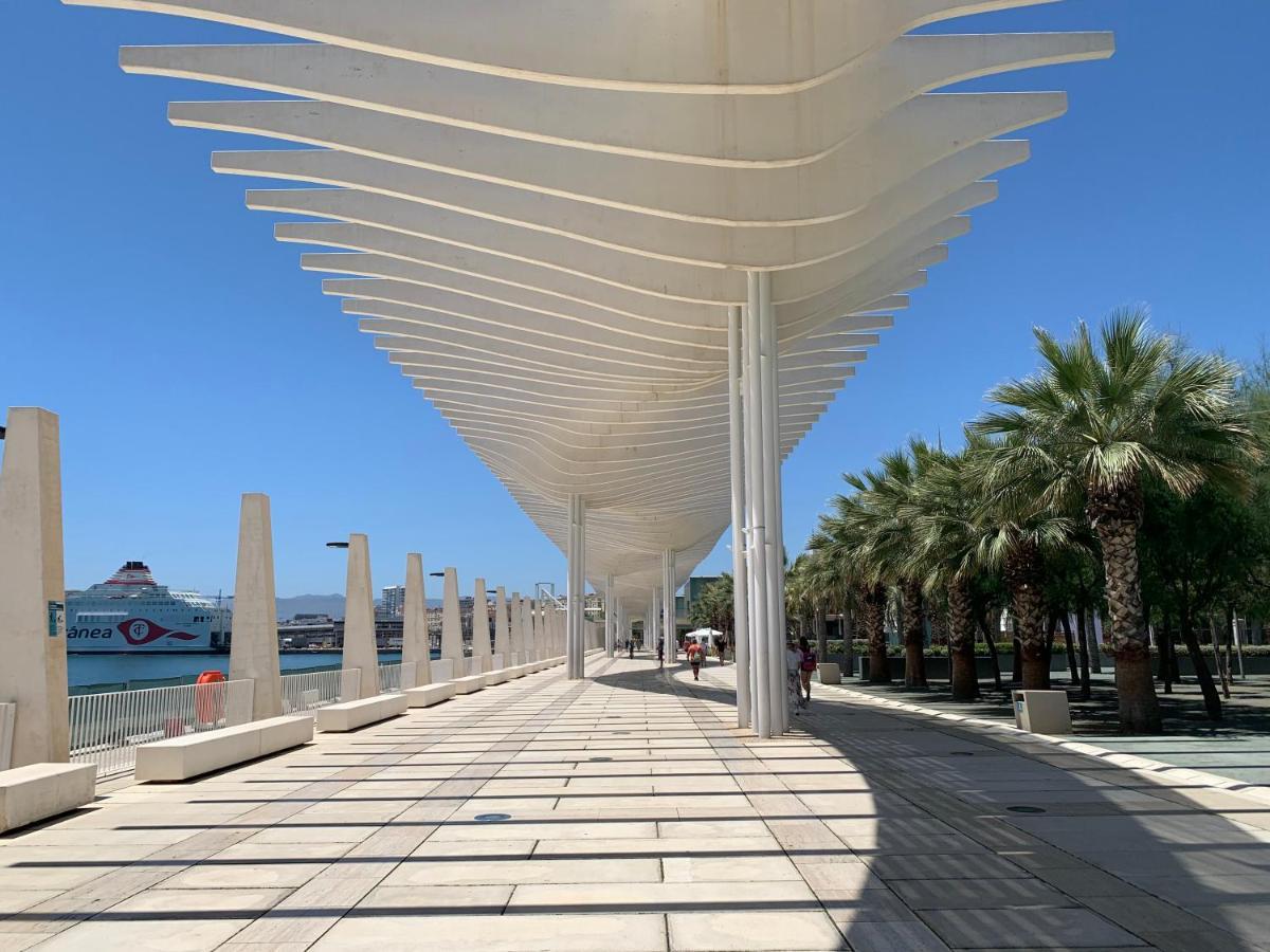 Malaga Beach And Historic Centre Malagueta Buitenkant foto